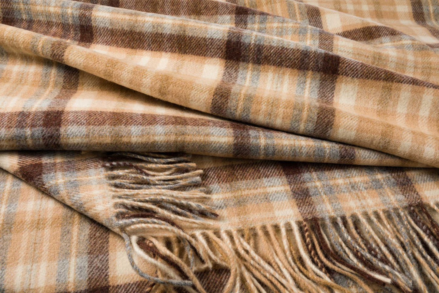 Lamswollen Blankie Camel Zilvergrijs Crème Bruin Ruit 137 x 180cm
