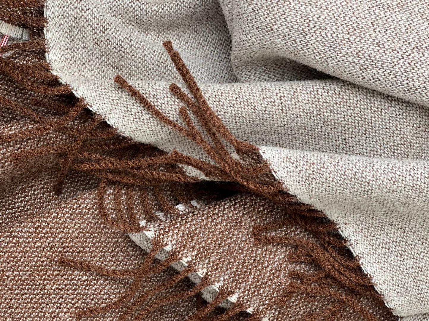 Cappuccino Reversible Merino Blankie 200x145 cm