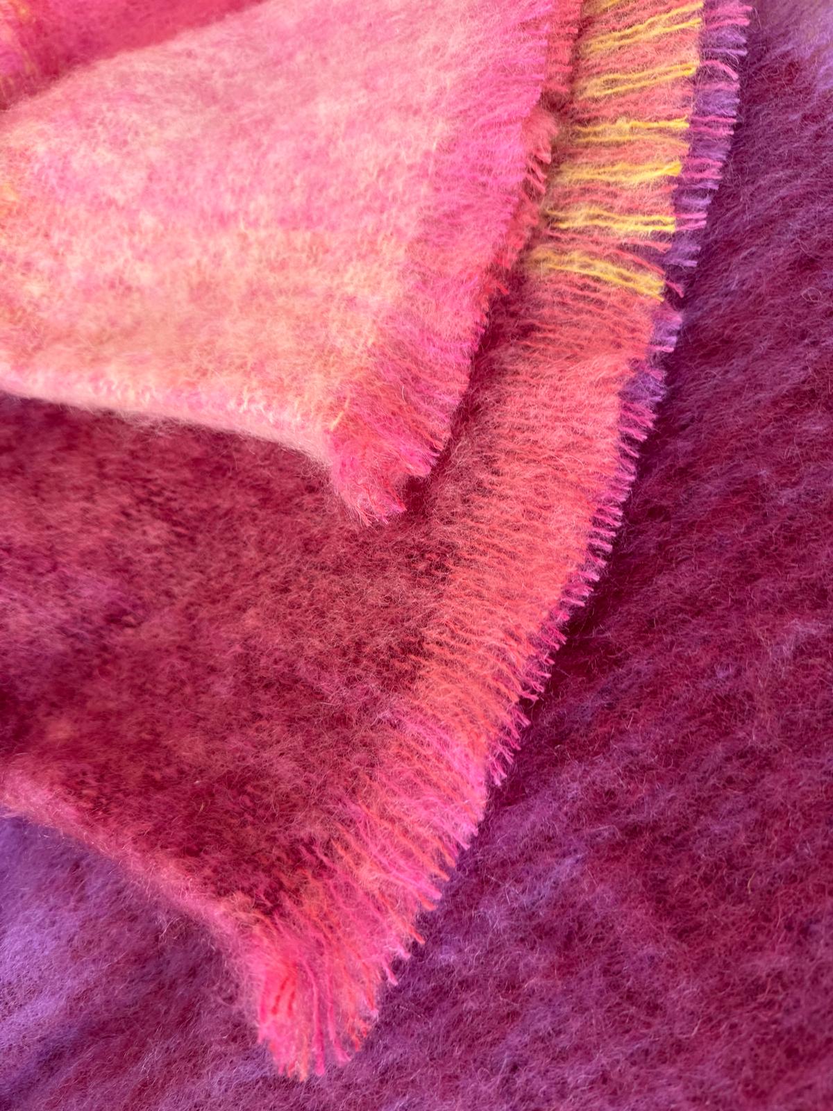 Mohair Wol Blankie Roze Geel Paars Mix 137 x 182cm